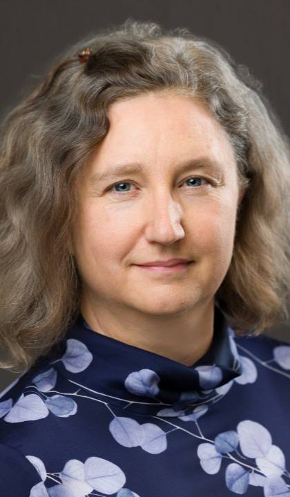 hester head shot