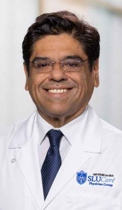 Headshot of Miguel Guzman