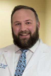 Headshot of Christopher Behr