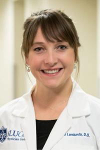 Headshot of Lindsay Lombardo
