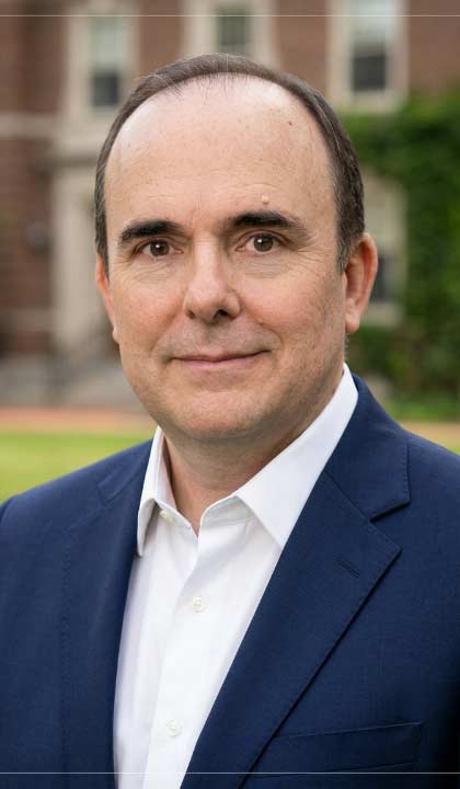 Joe Lyons Headshot